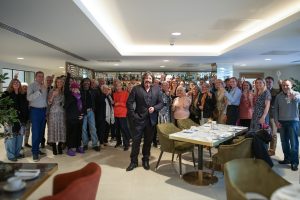 Laurence Llewellyn-Bowen designs show home at Homewood Grove in Chertsey Laurence Llewellyn-Bowen designs show home at Homewood Grove in Chertsey